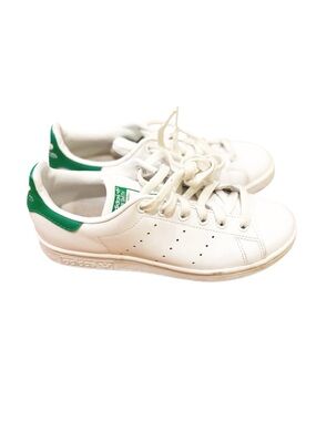 Adidas Stan Smith White Sneakers with Green Heel Tab - Size 7